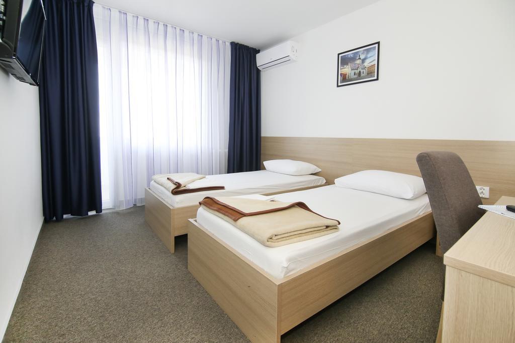 Hotel Zagreb Split Extérieur photo