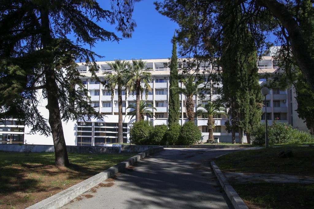 Hotel Zagreb Split Extérieur photo