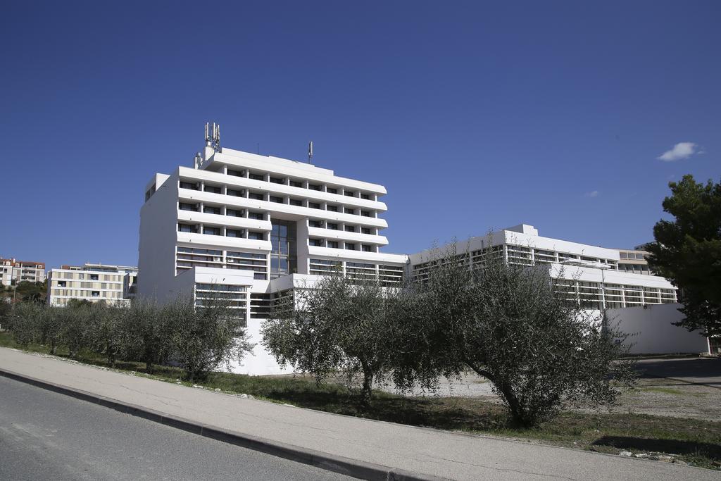 Hotel Zagreb Split Extérieur photo