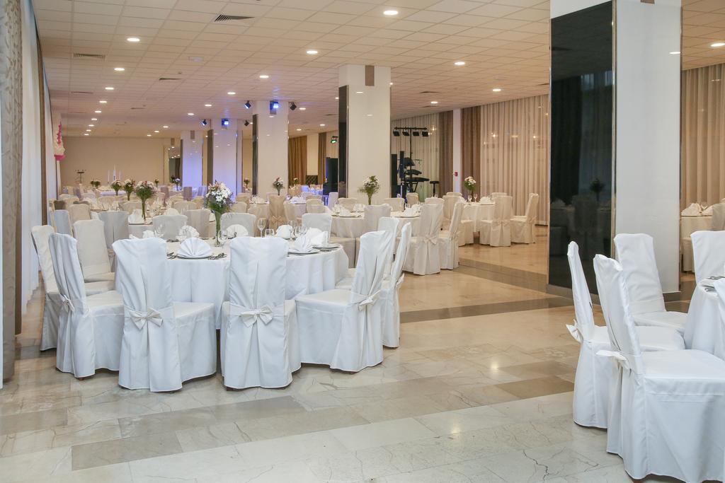 Hotel Zagreb Split Extérieur photo