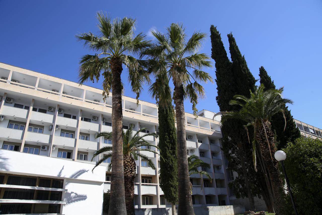 Hotel Zagreb Split Extérieur photo